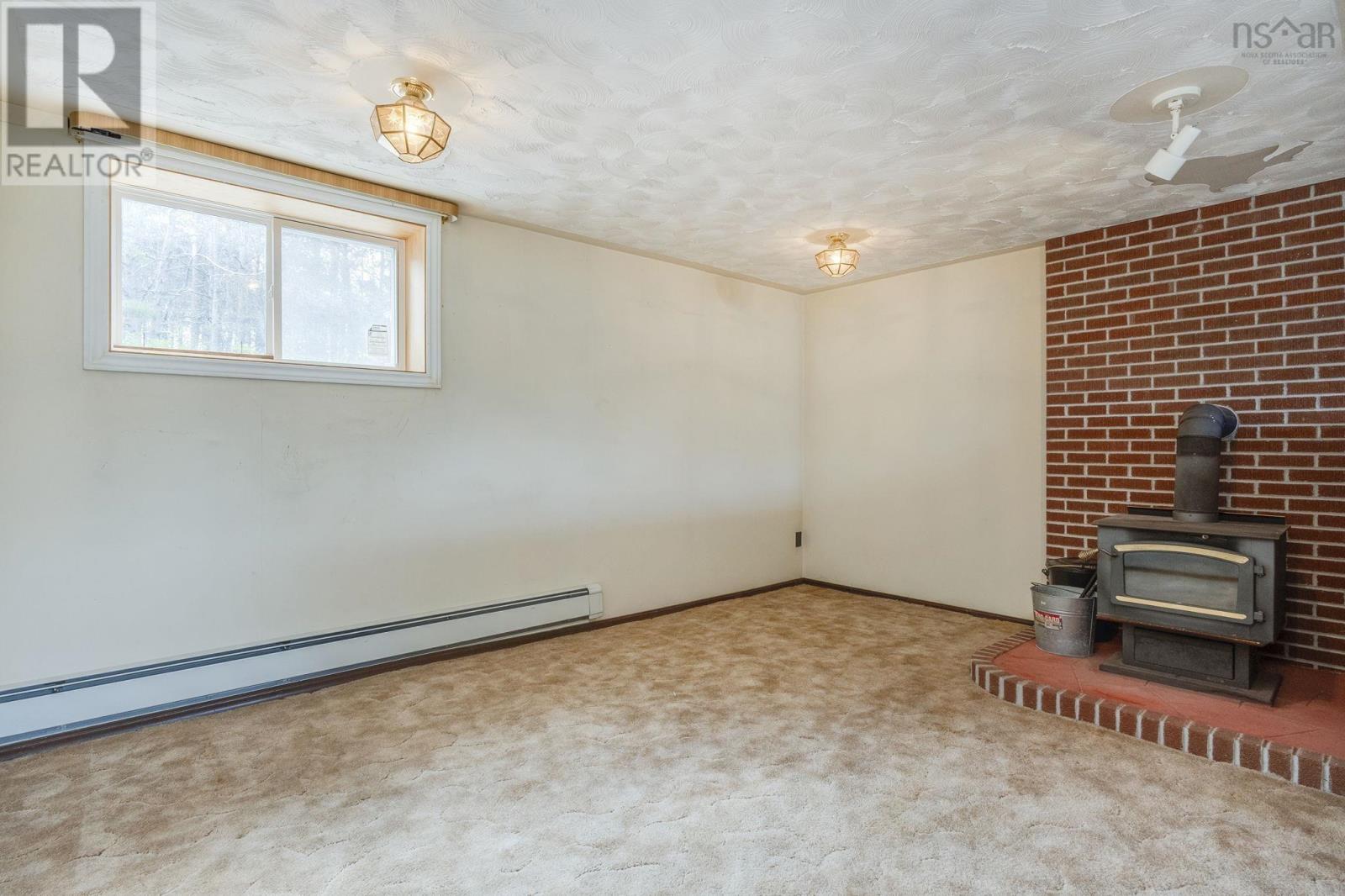 32 Aldred Road - 28