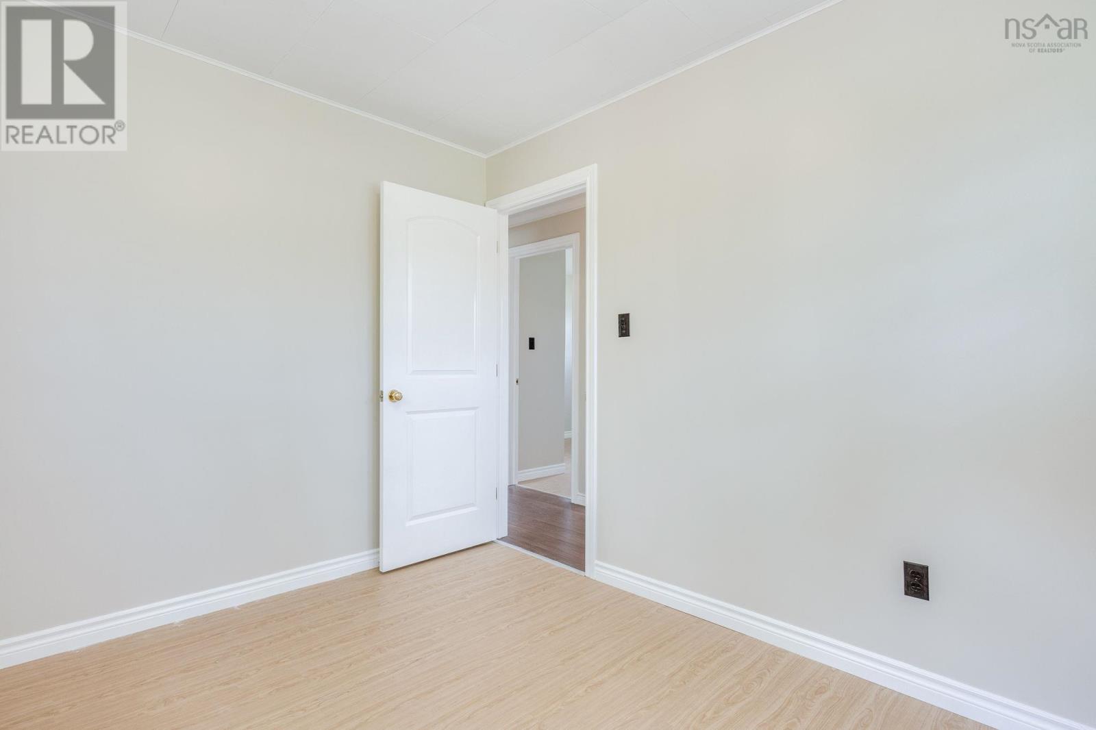 32 Aldred Road - 21