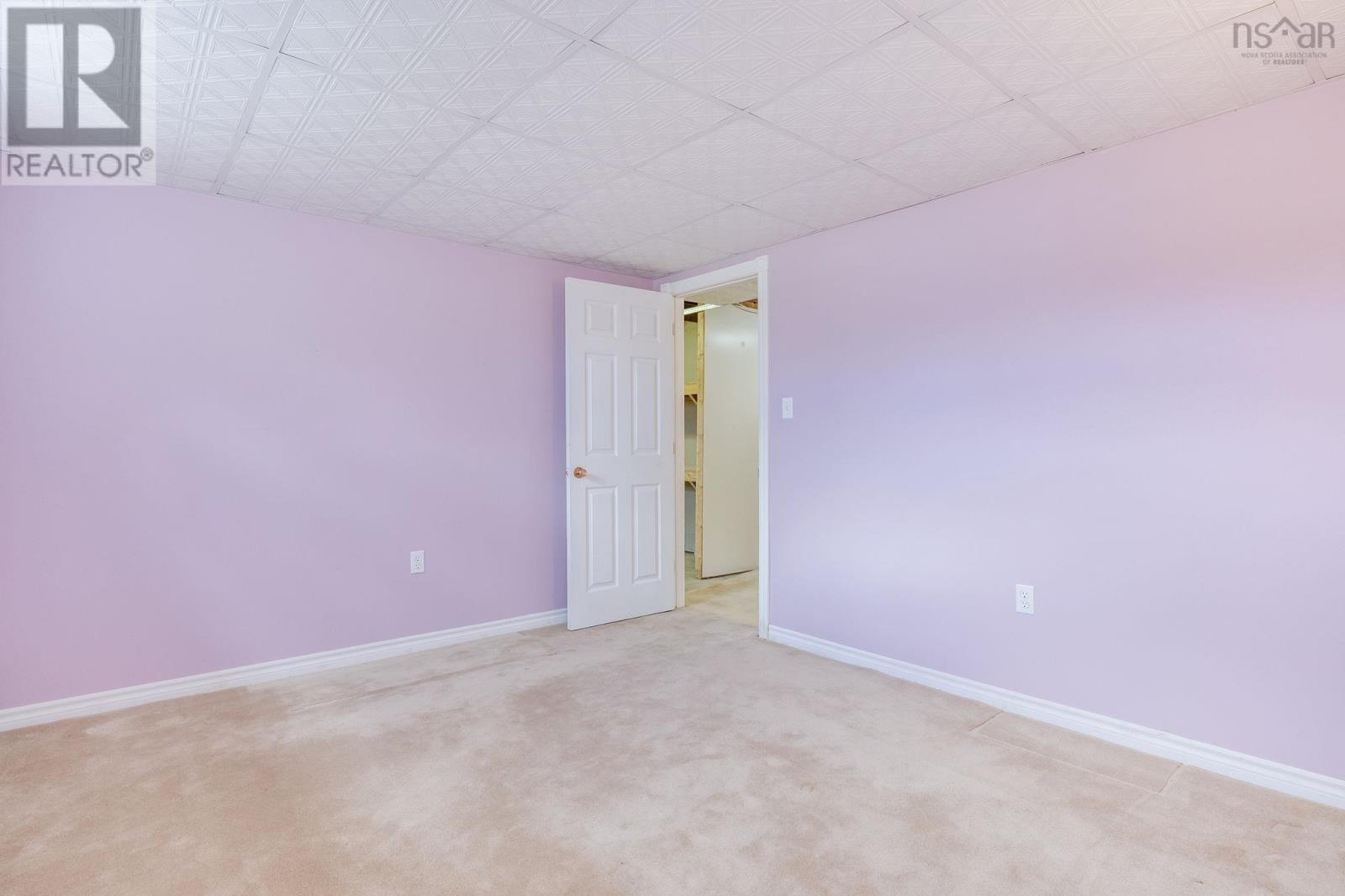 32 Aldred Road - 32