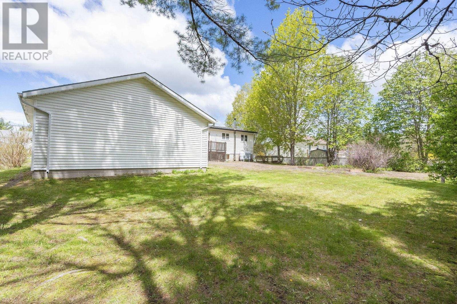 32 Aldred Road - 39