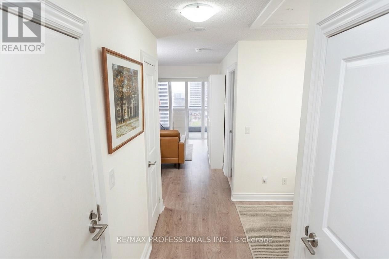 #1501 28 TED ROGERS WAY - 5