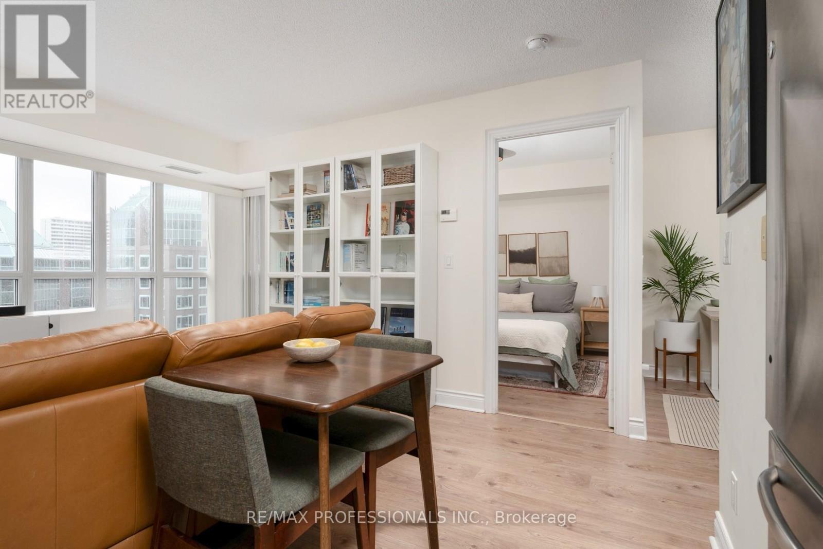 #1501 28 TED ROGERS WAY - 7