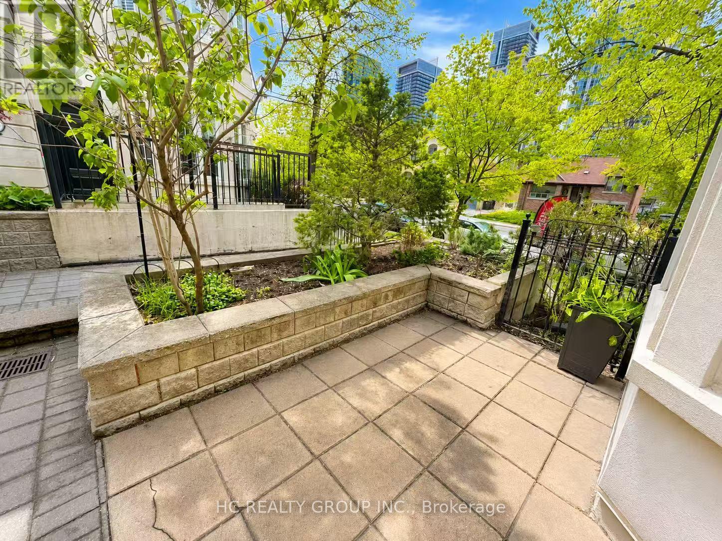 #301 11 EVERSON DRIVE - 5
