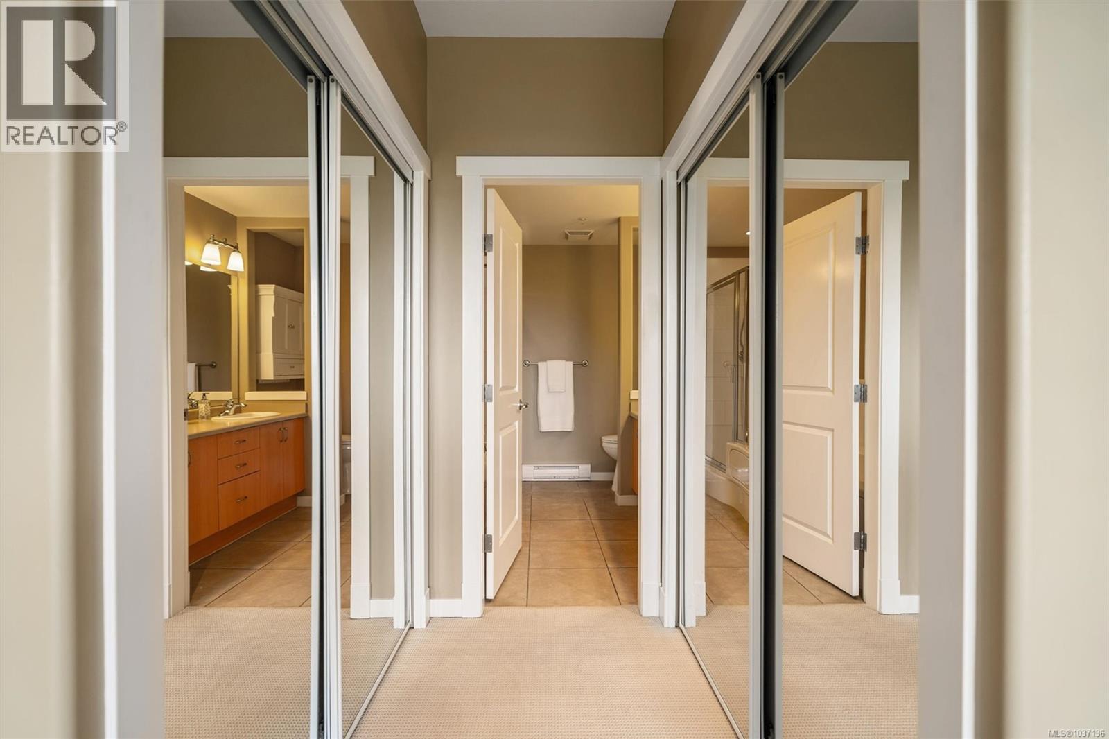 #207 330 Waterfront Cres - 12