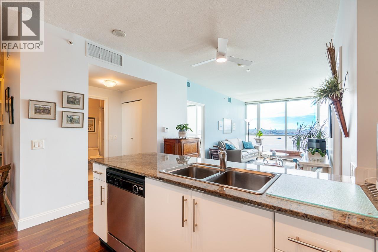 1503 138 E ESPLANADE AVENUE, North Vancouver