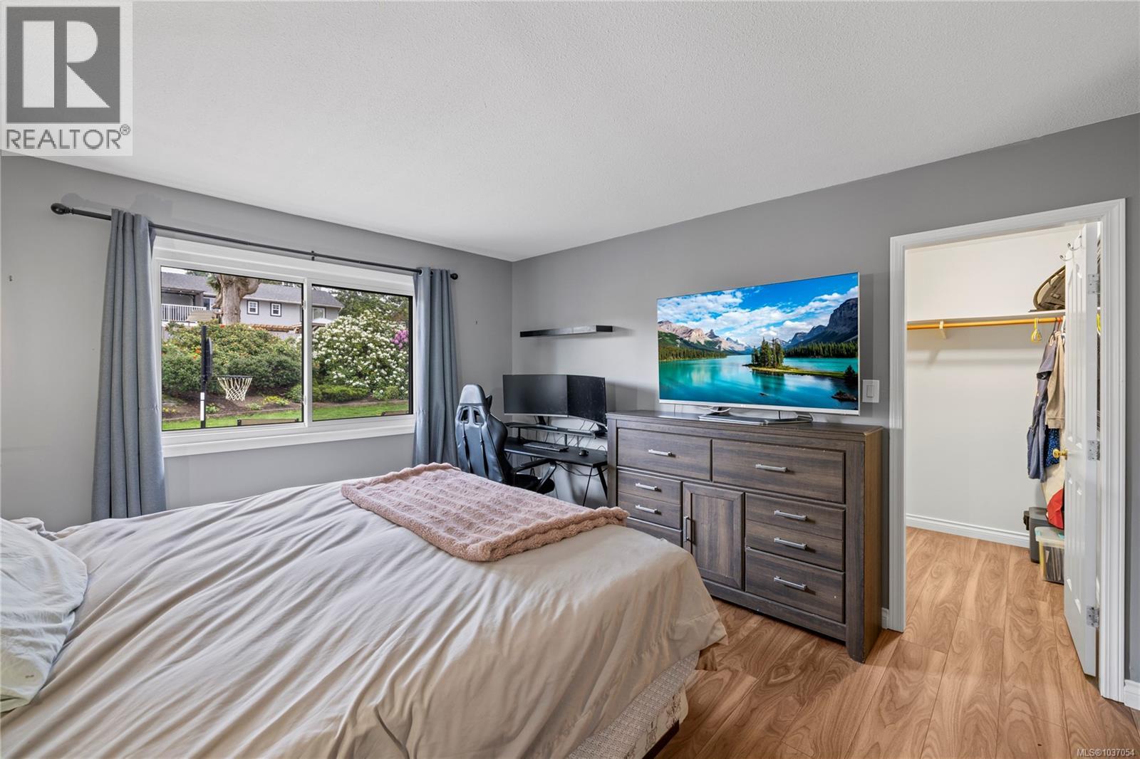 6413 Dover Rd - 24