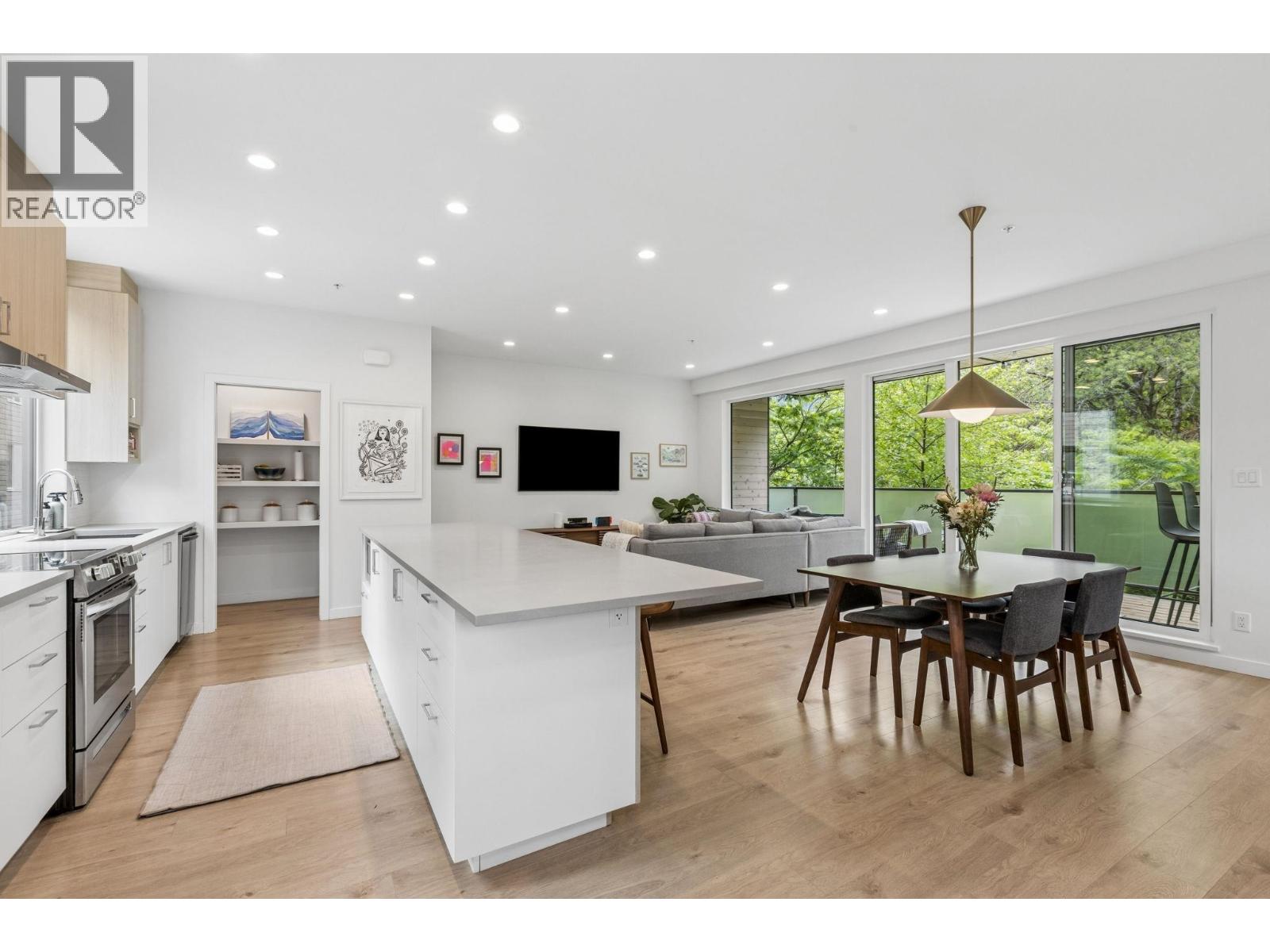 9 1089 WILSON CRESCENT, Squamish
