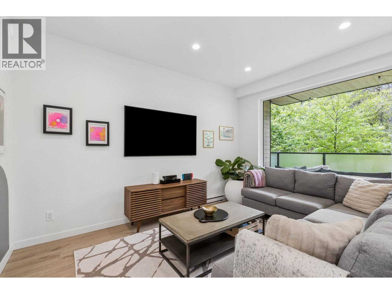 9 1089 WILSON CRESCENT, Squamish