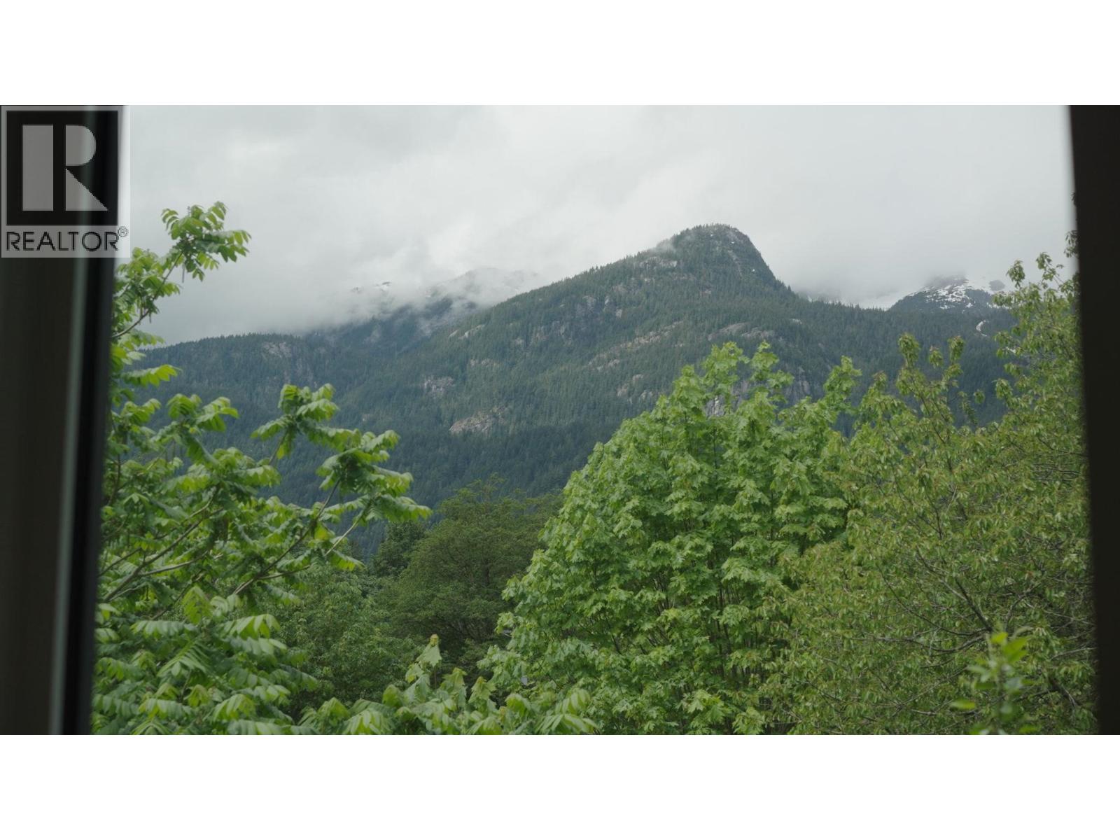 9 1089 WILSON CRESCENT, Squamish