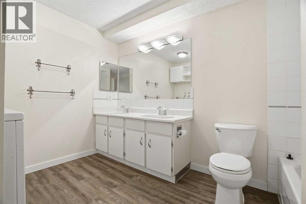 3204, 80 Glamis Drive SW — photo 29