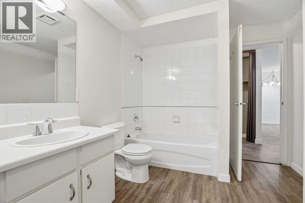 3204, 80 Glamis Drive SW — photo 30