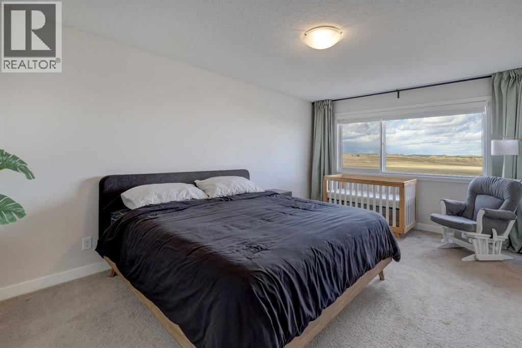 468 Livingston View NE - 14