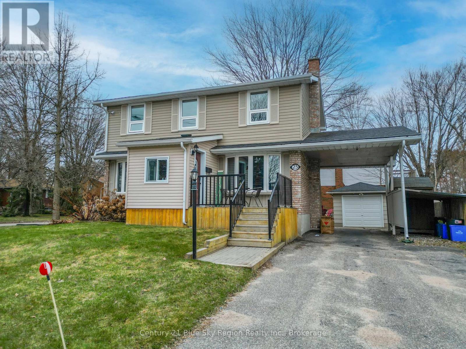 25 ROWE AVENUE - Image 2