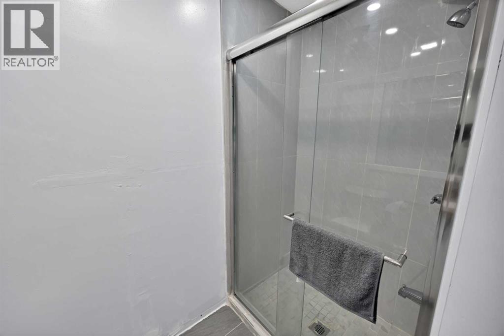 218 Saddlefield Place NE — photo 42