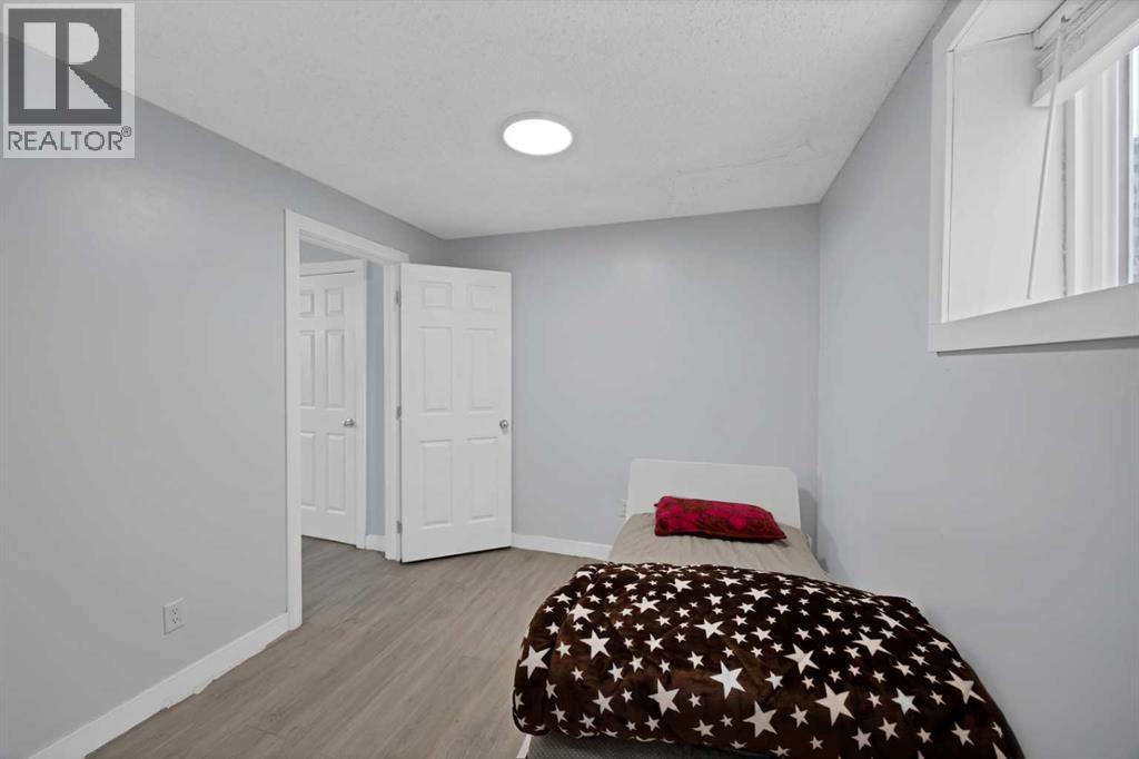 218 Saddlefield Place NE — photo 45