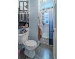 Enclosed porch - 3764 Matchett Road, Windsor, ON N9C2A2 Photo 10