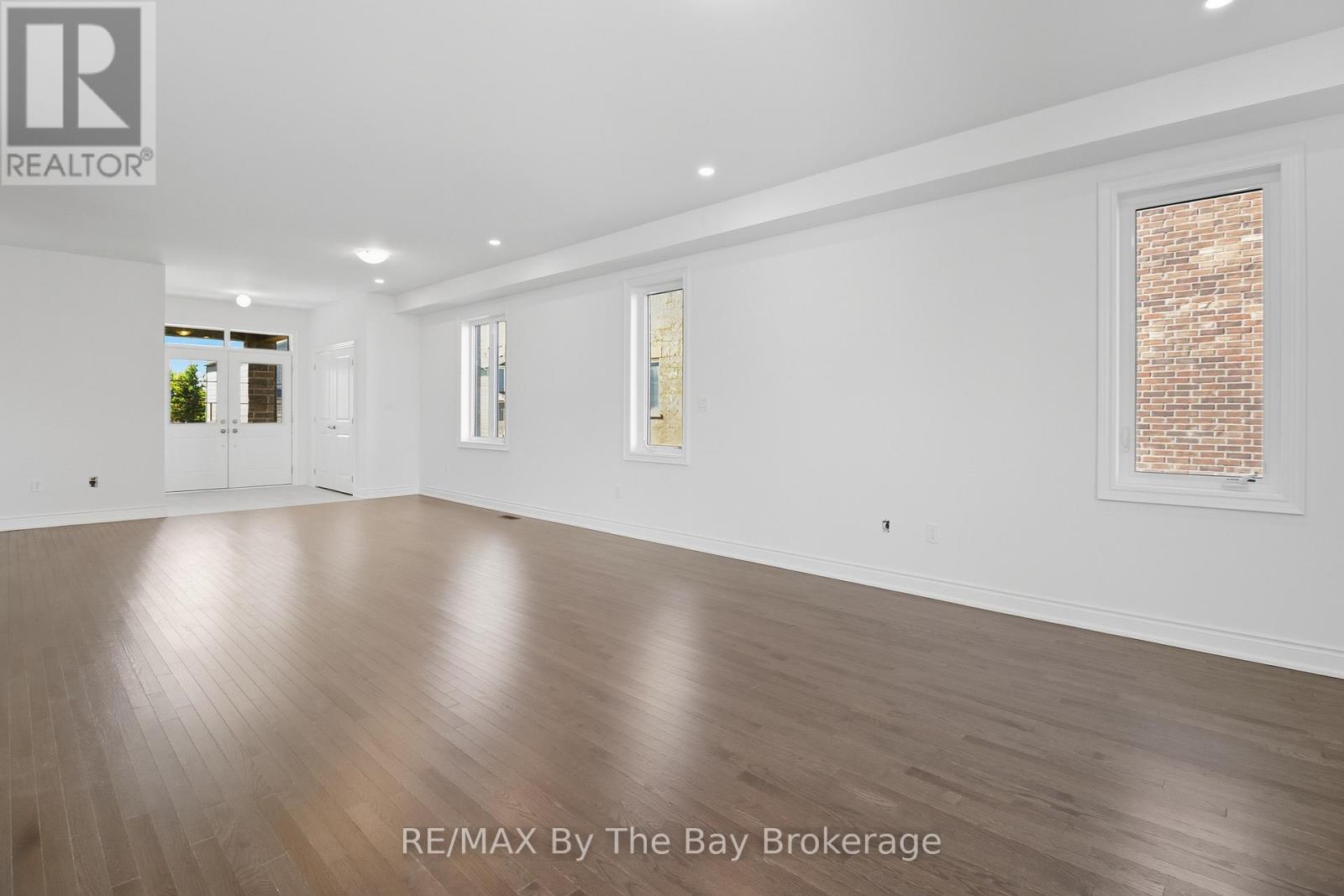 59 AMBER DRIVE - 13