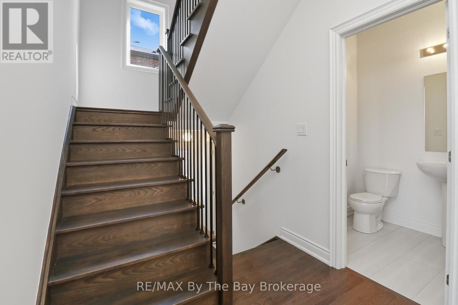 59 AMBER DRIVE - 22
