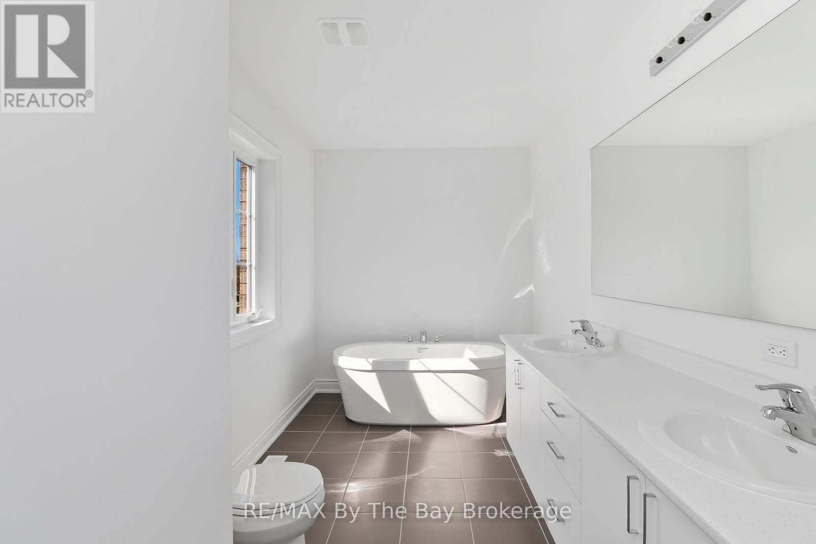 59 AMBER DRIVE - 27
