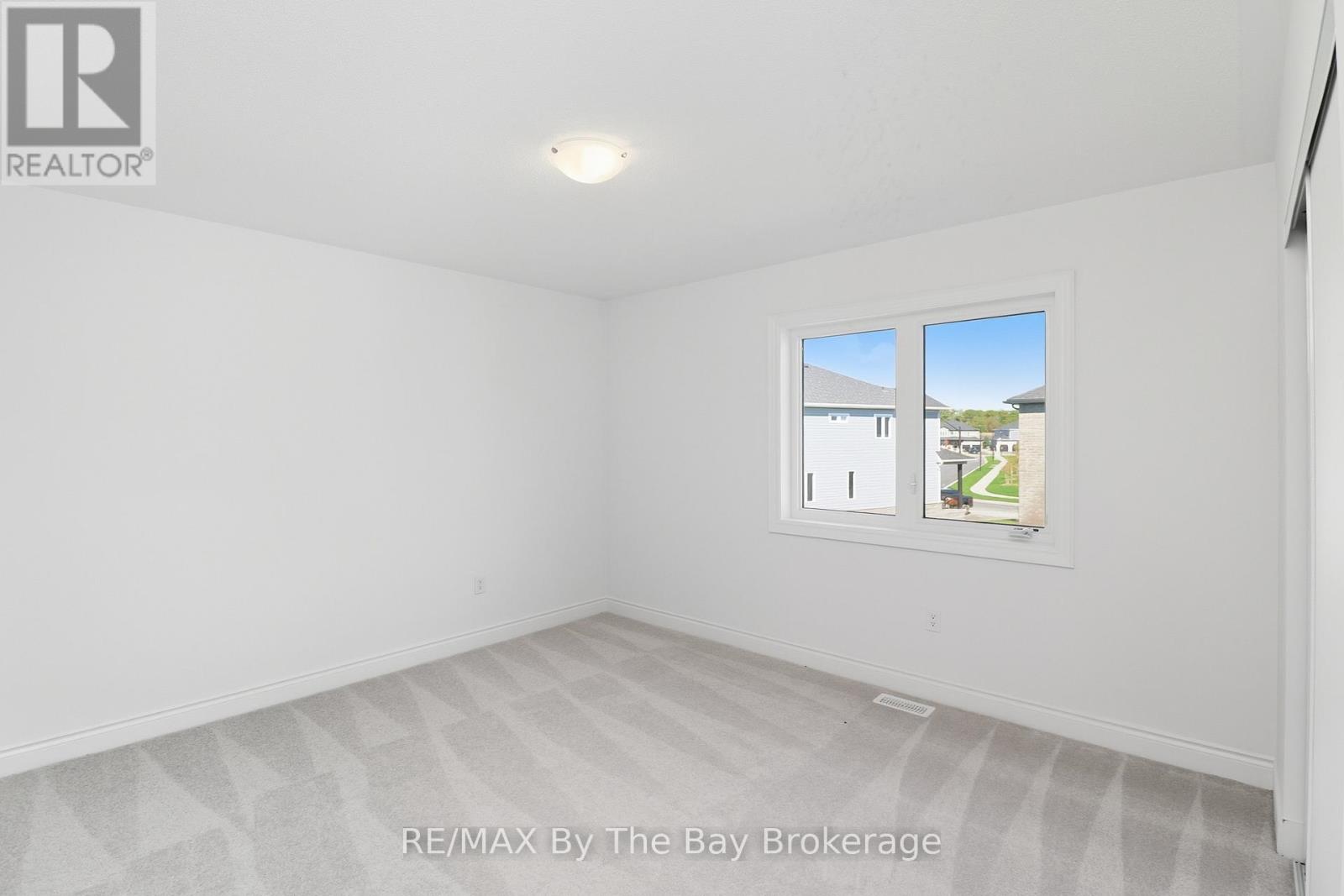 59 AMBER DRIVE - 36