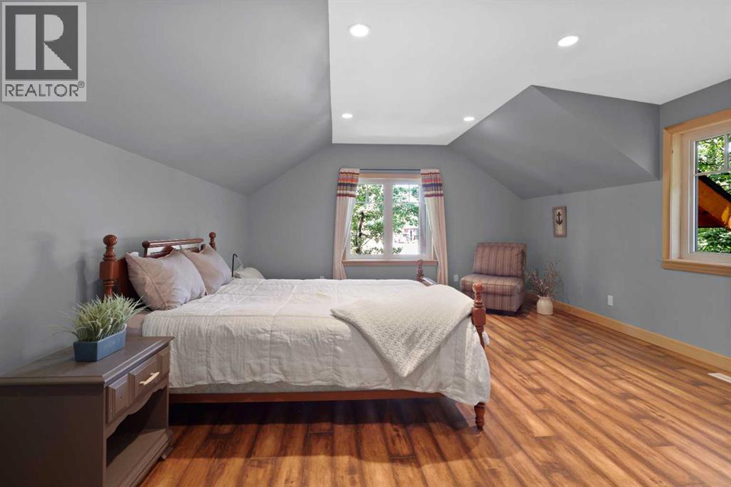 Guest suite above garage