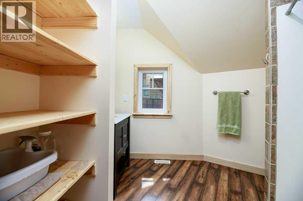 3pc bath above garage