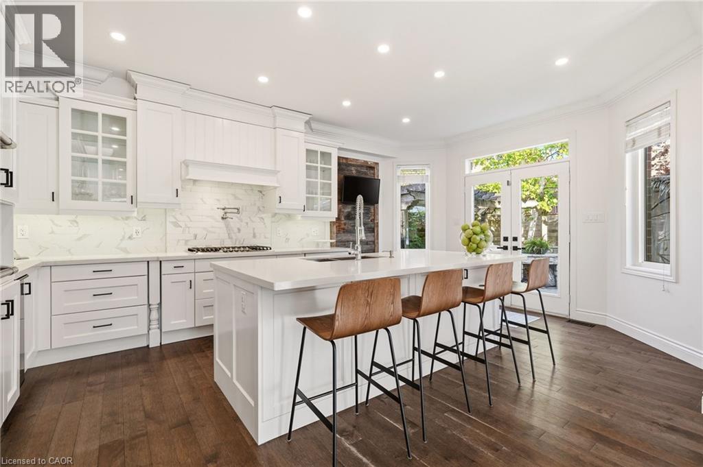 2091 WILLHAVEN Trail, Oakville, Ontario, L6M5G3 — Photo 2