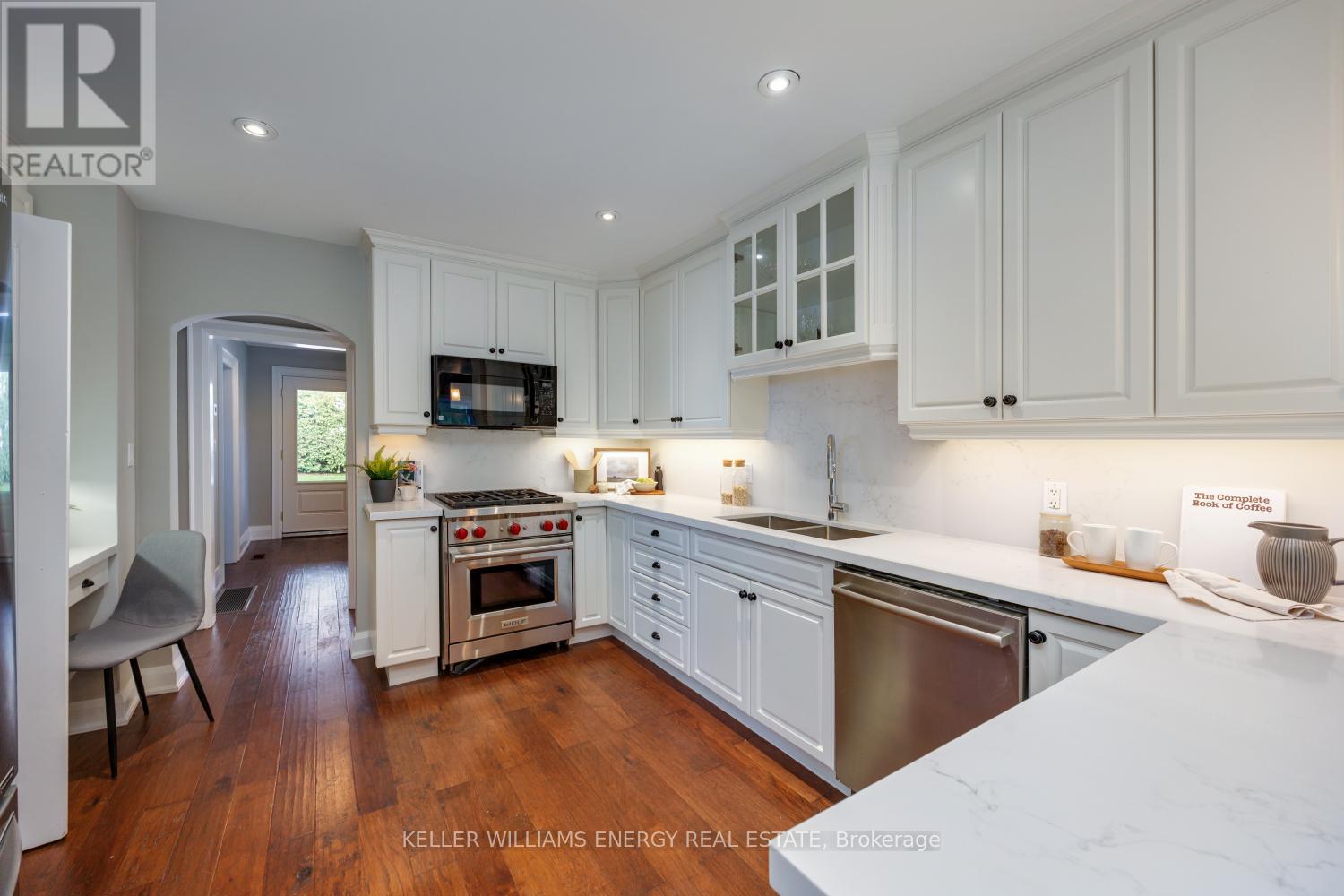 239 PERRY STREET - 10