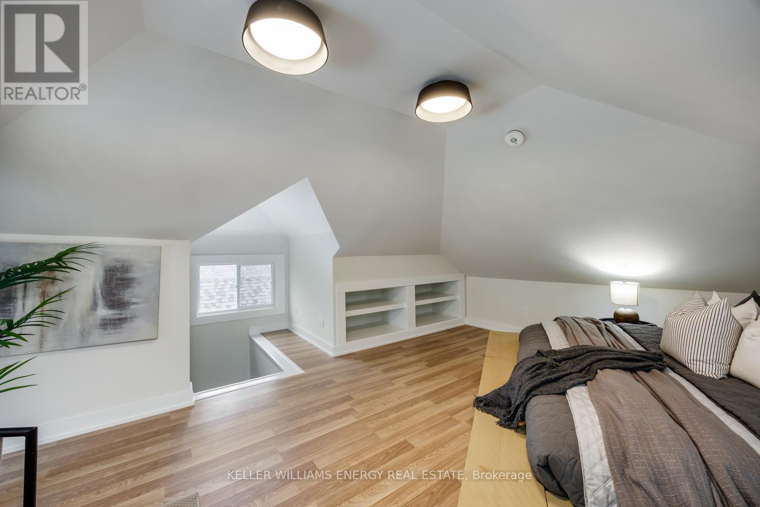 239 PERRY STREET - 21