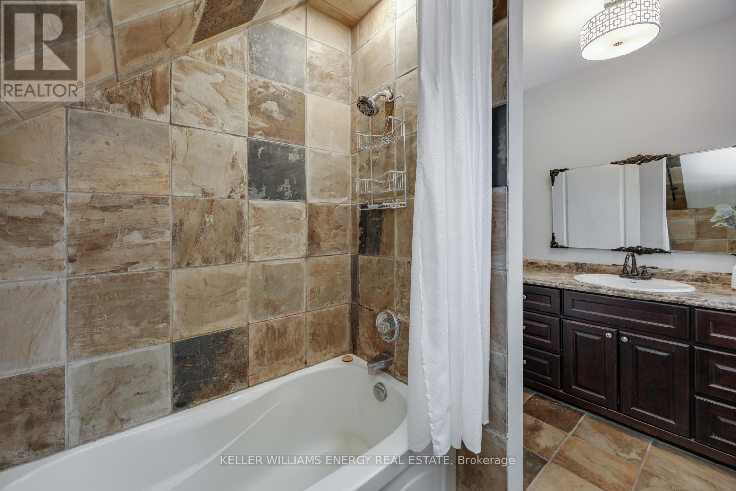239 PERRY STREET - 38