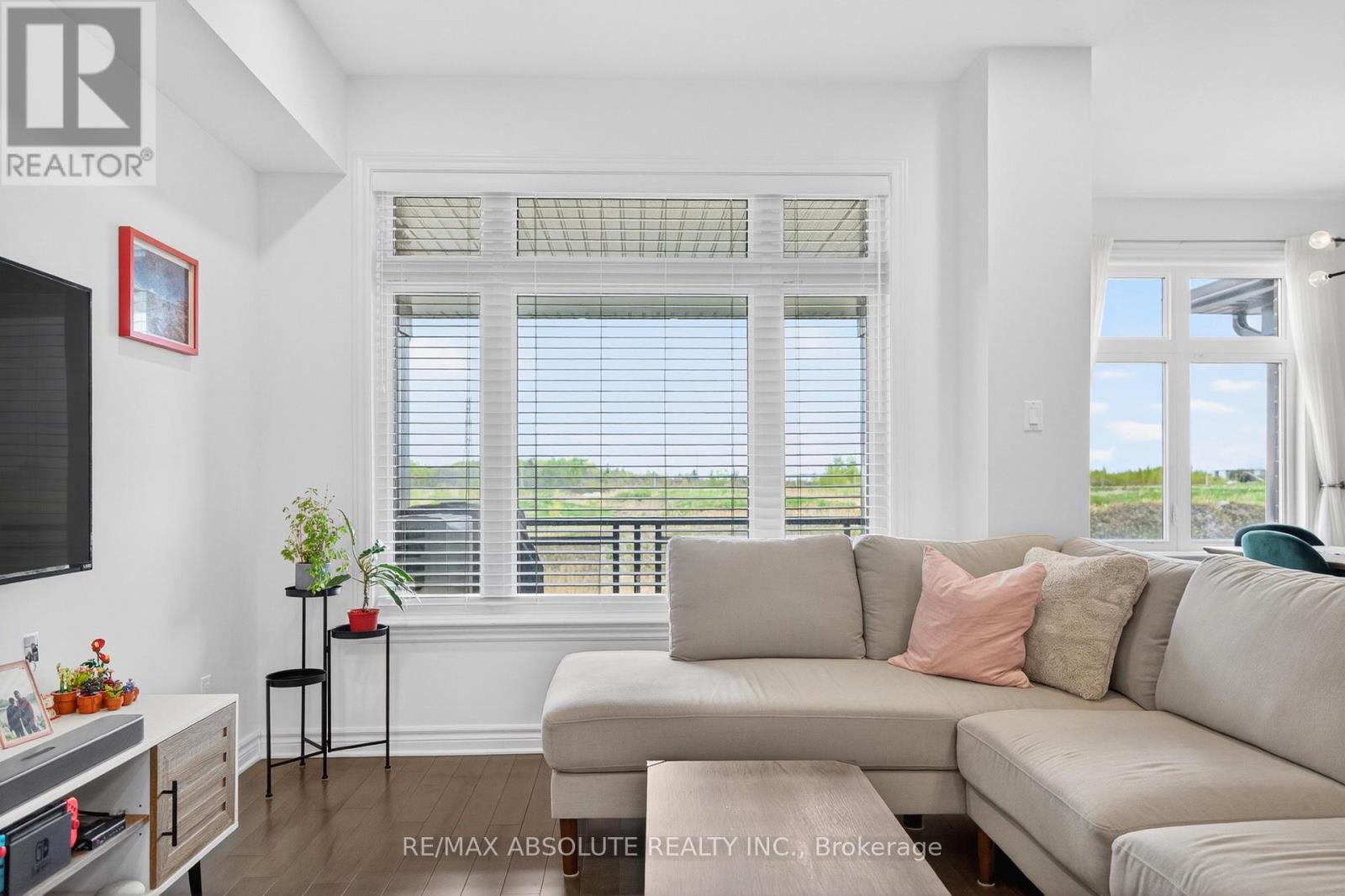 32 VERGLAS LANE - 10