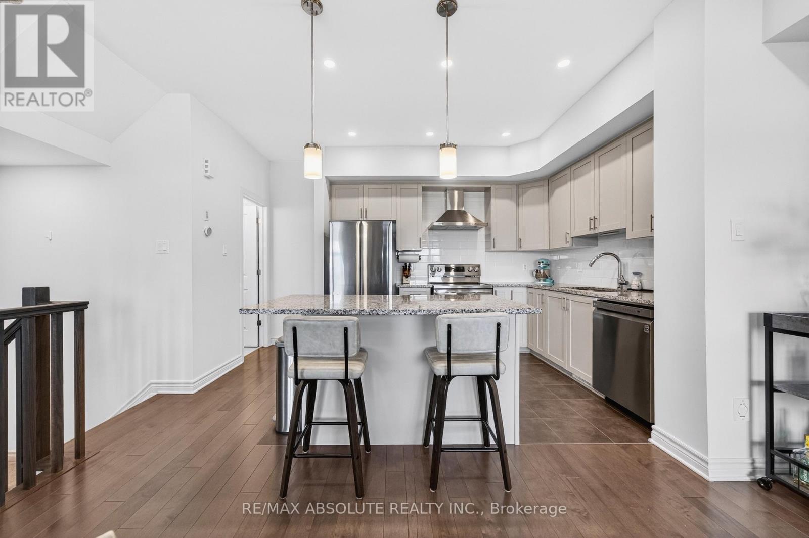 32 VERGLAS LANE - 12