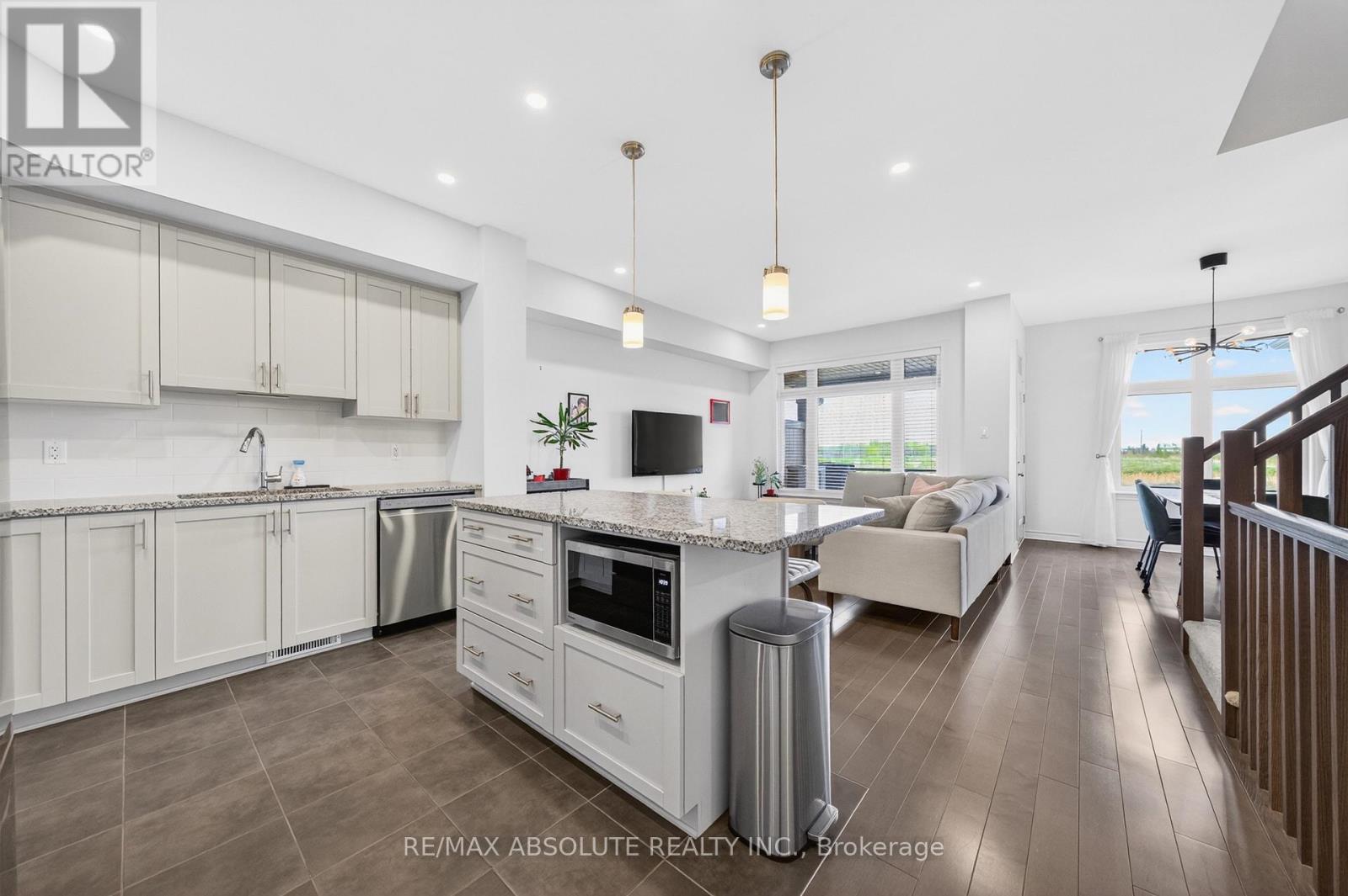 32 VERGLAS LANE - 16