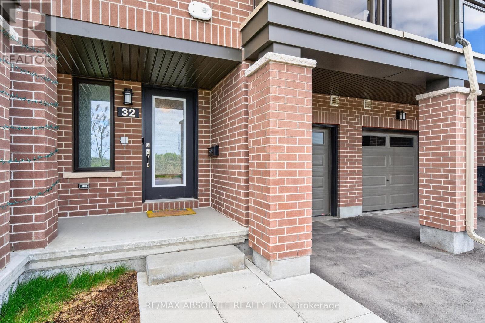 32 VERGLAS LANE - 2