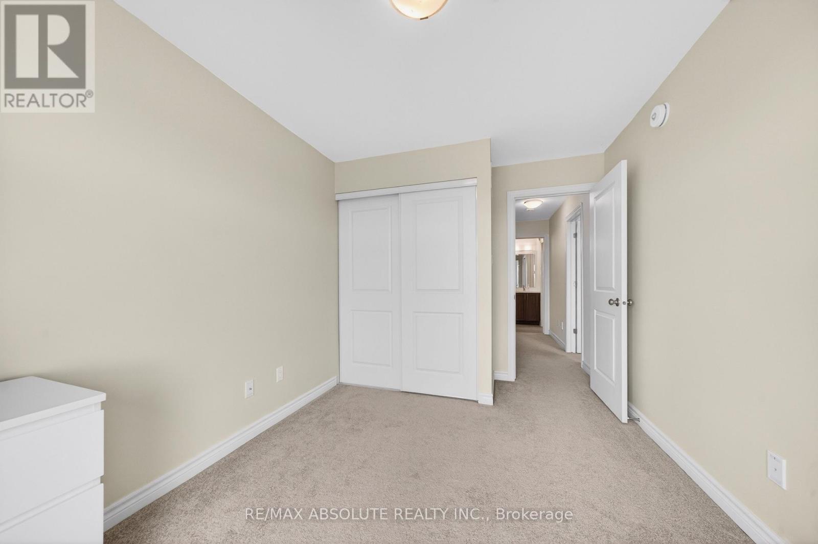 32 VERGLAS LANE - 27