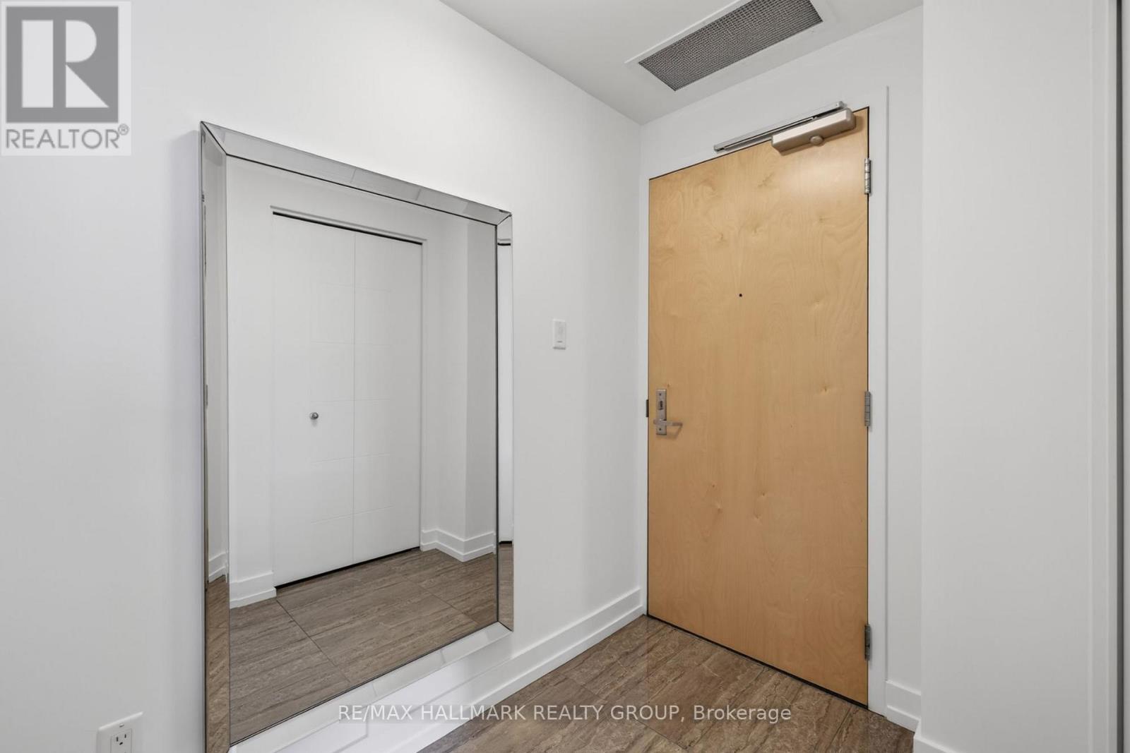 #2304 179 METCALFE STREET - 22