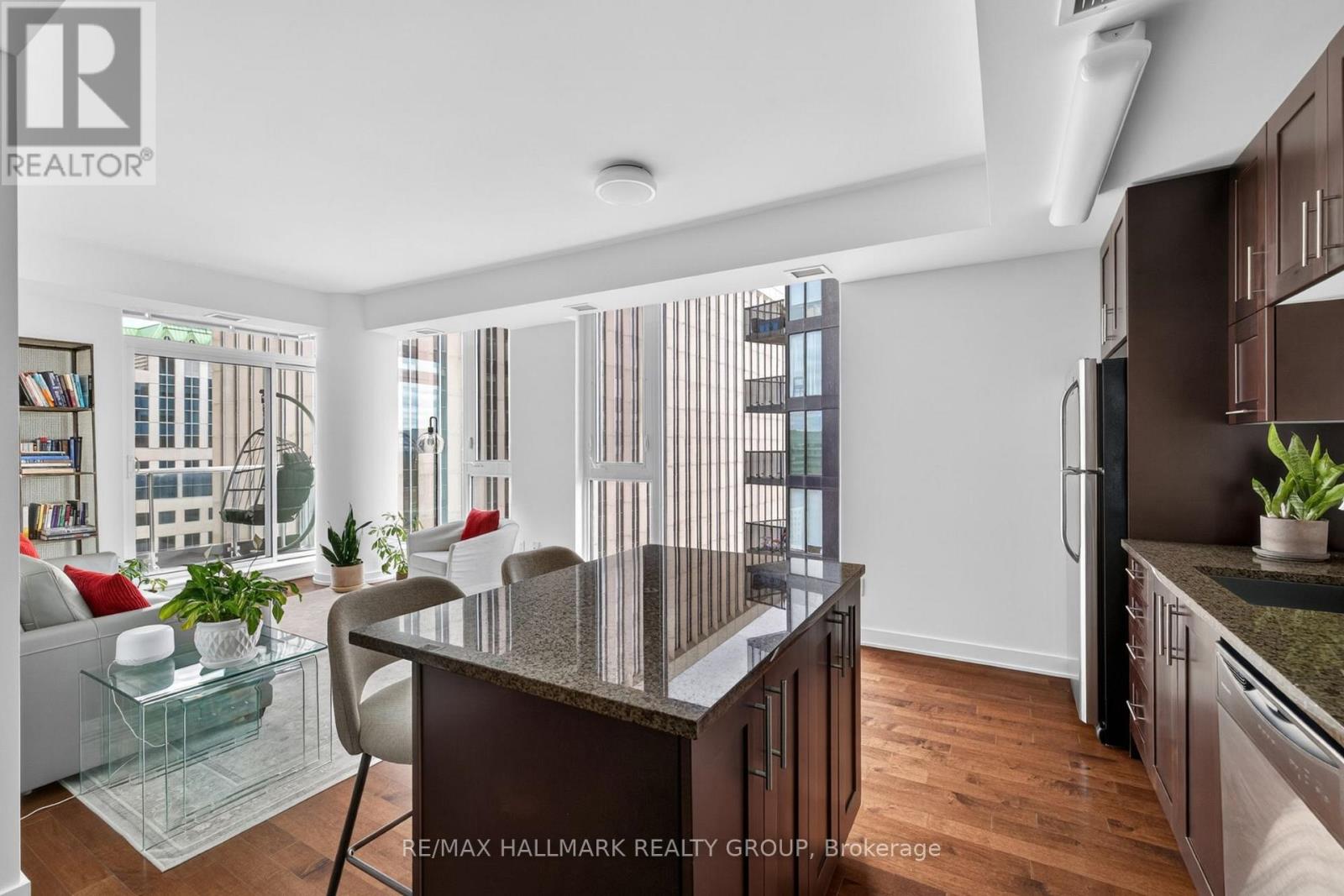 #2304 179 METCALFE STREET - 4