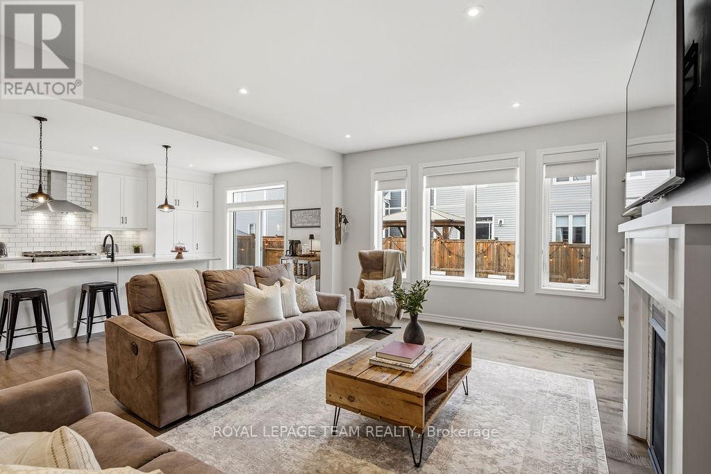 91 CANTLE CRESCENT - 15