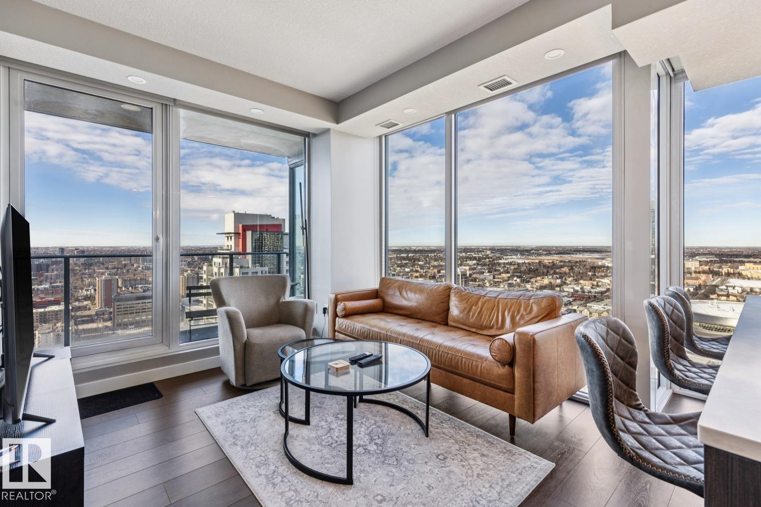 #3302 10180 103 ST NW - 8