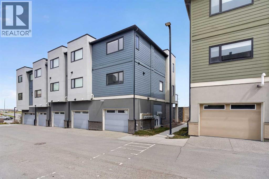 #901 218 Sherwood Square NW - 41