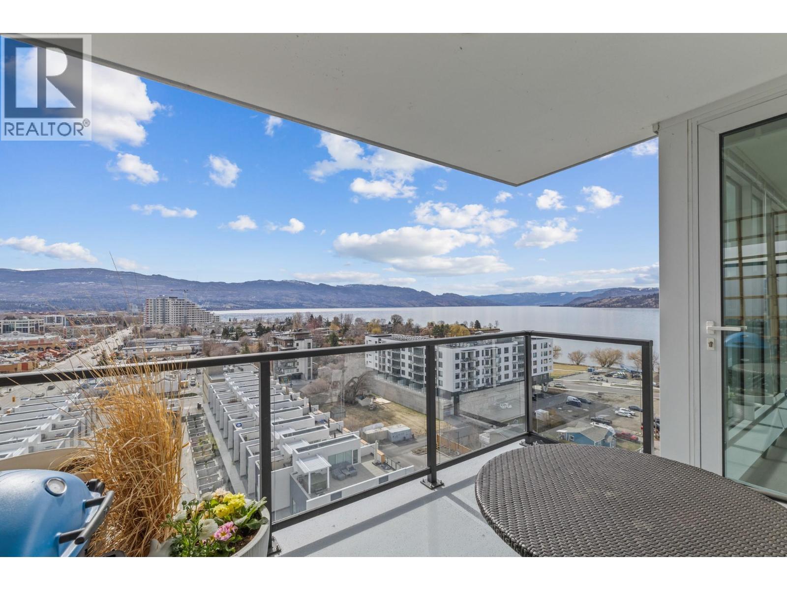 1204 485 Groves Avenue, Kelowna