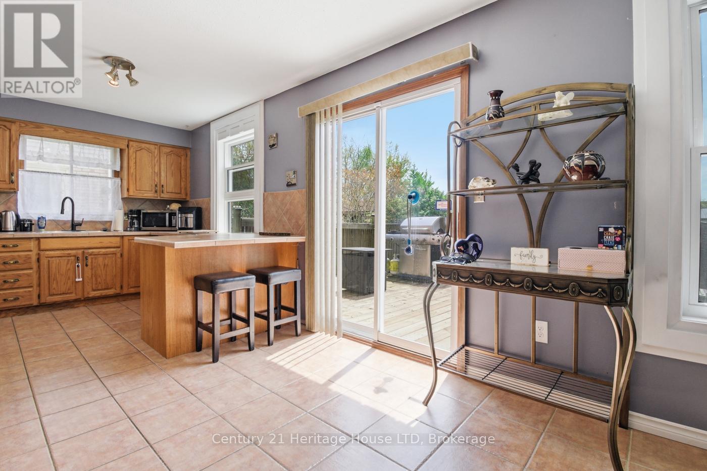 6864 SUNRISE COURT - Image 3