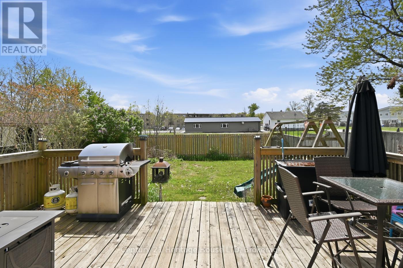 6864 SUNRISE COURT - 5