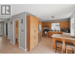 Bedroom - 6864 Sunrise Court, Niagara Falls, ON L2G7V2 Photo 14