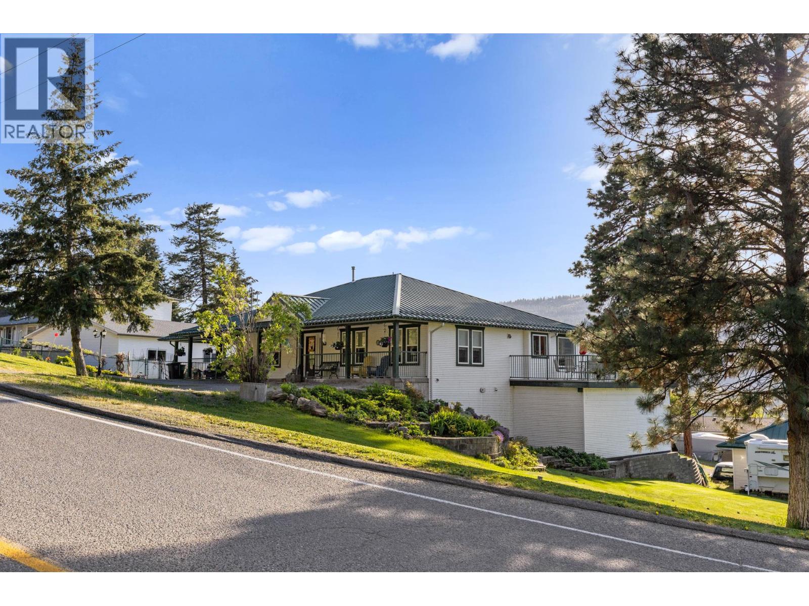 15326 Oyama Road, Lake Country