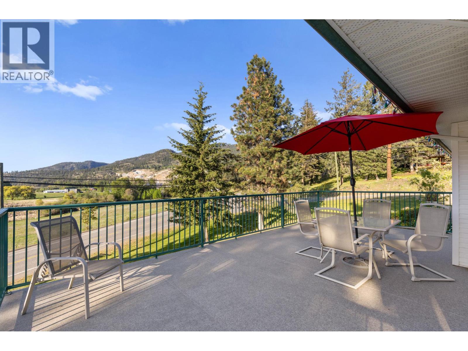15326 Oyama Road, Lake Country