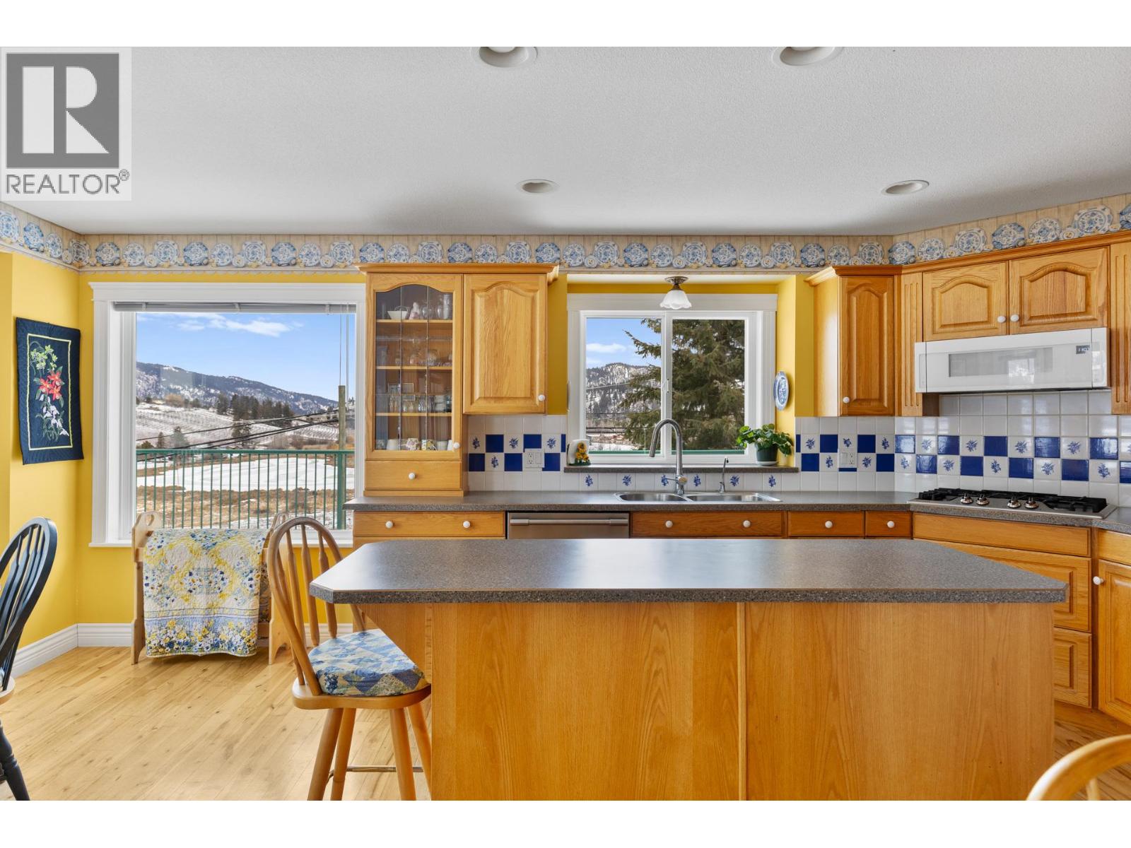 15326 Oyama Road, Lake Country