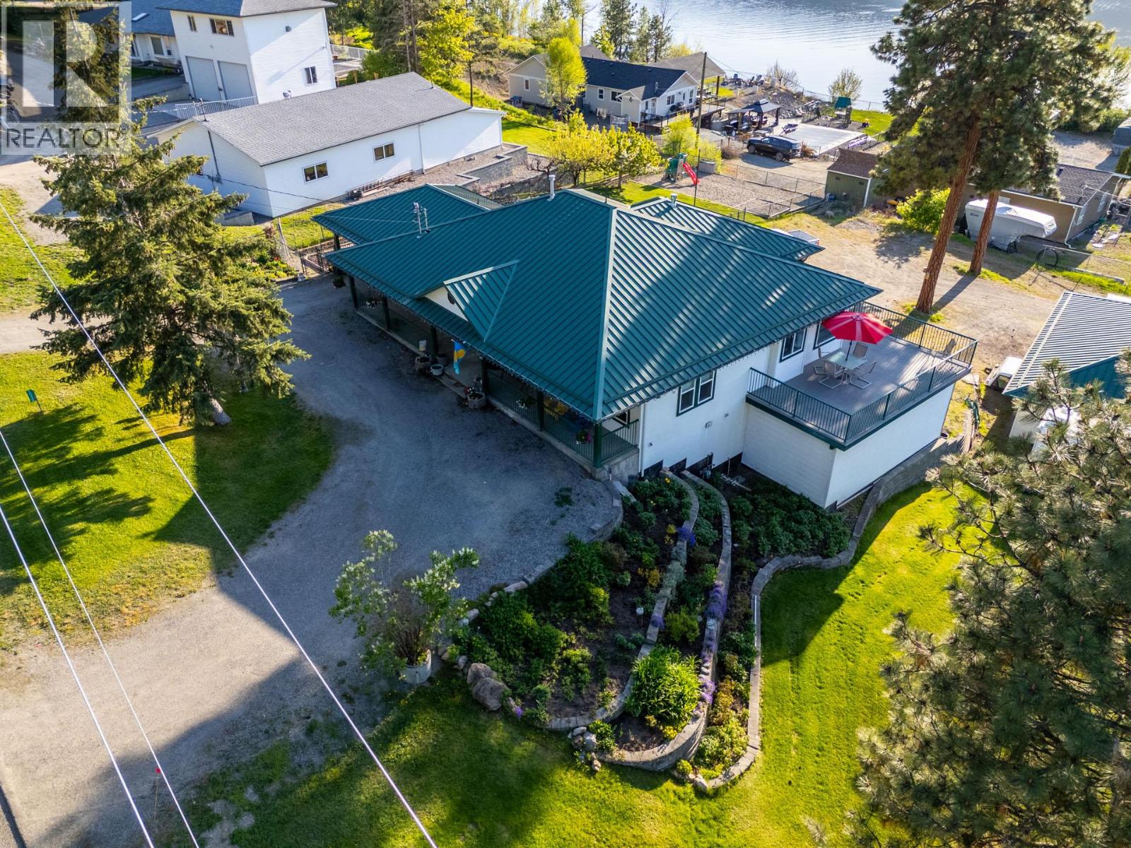 15326 Oyama Road, Lake Country