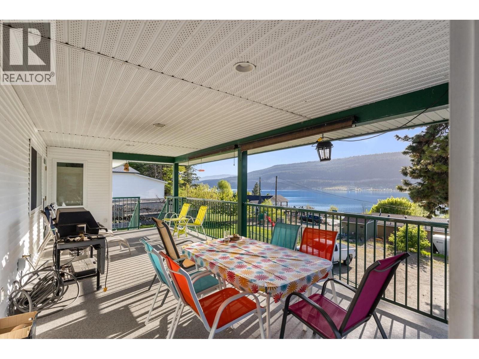 15326 Oyama Road, Lake Country