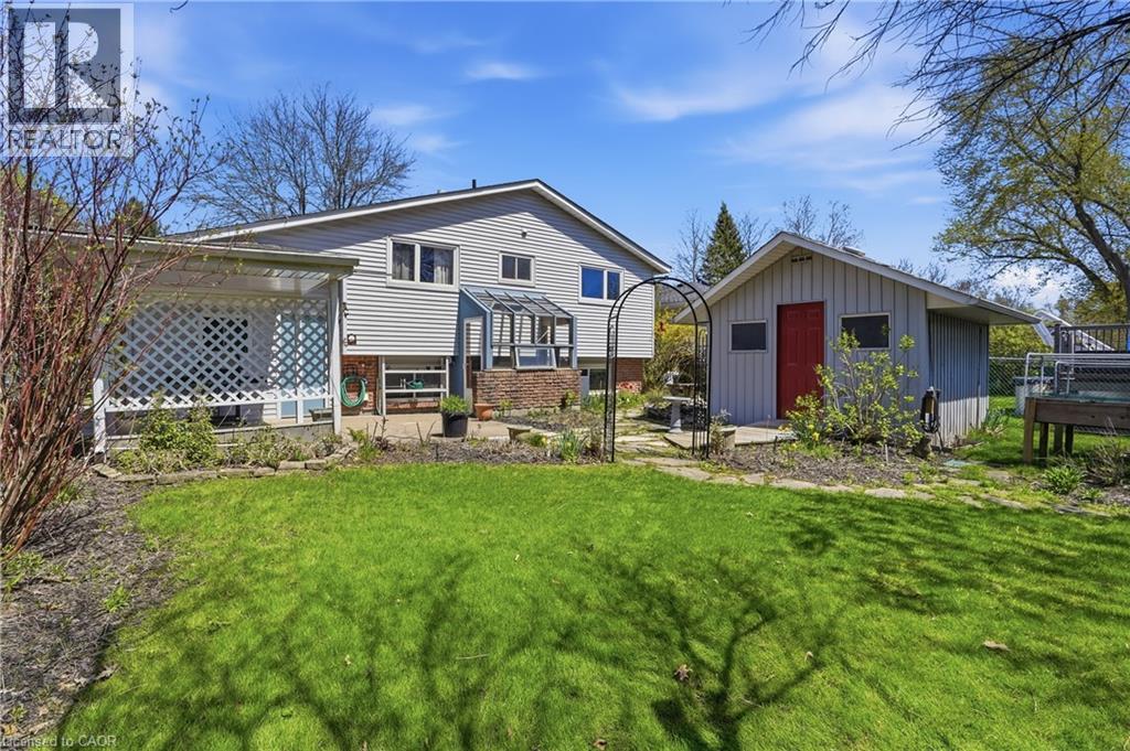13 FALLINGBROOK Drive - 26